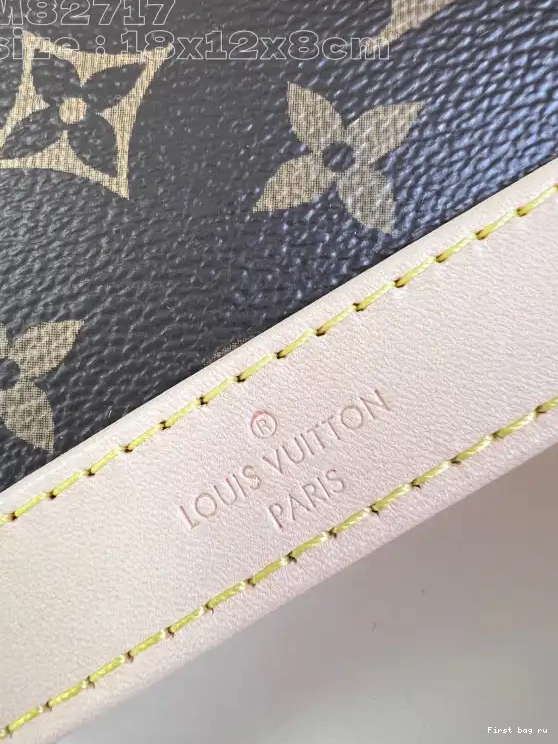 First bag ru VUITTON Nano LOUIS Alma 0707
